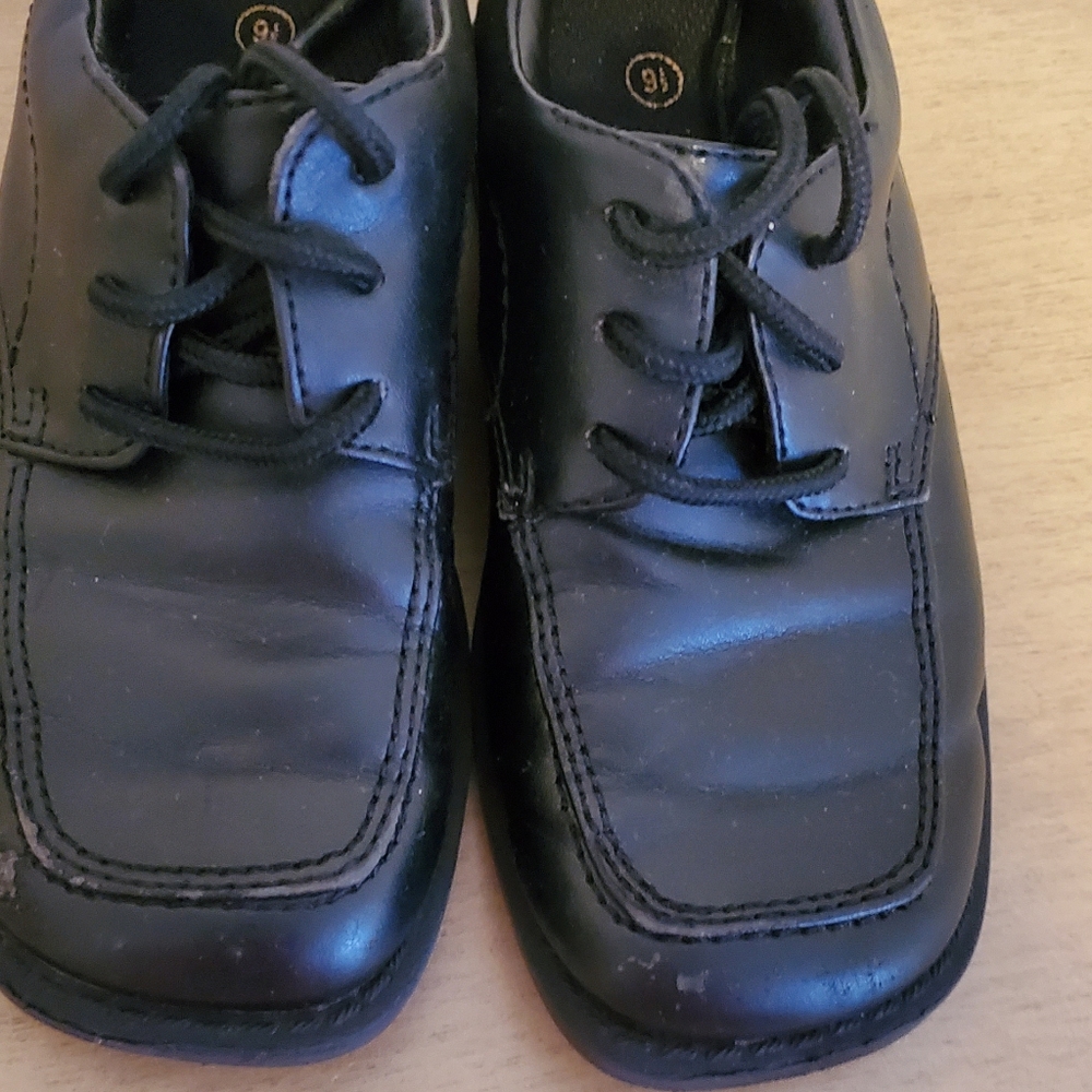 Little Boys Dress Shoes Size 9.5